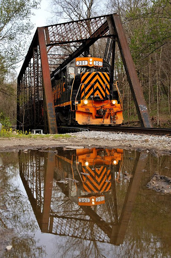 Wheeling and Lake Erie Vertical Train